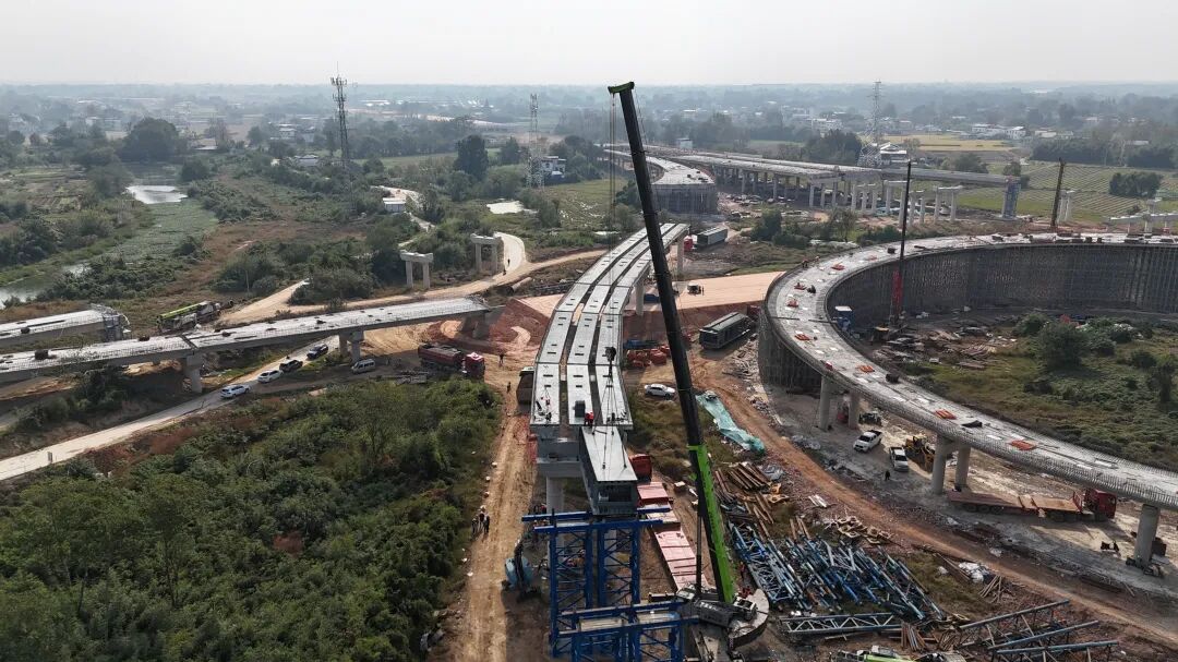 微信图片_2025-10-30_090431_380.jpg 微信图片_2025-10-30_090431_380.jpg